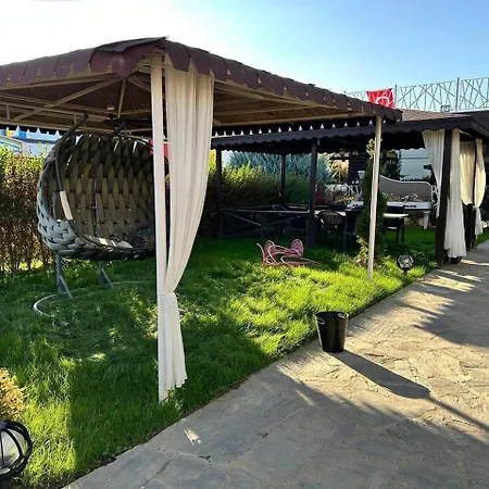 Hidden Garden 3* בורסה